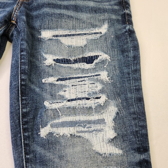 American Eagle Distressed Skinny Jeans, Size 28x28 - Picture 3 of 11
